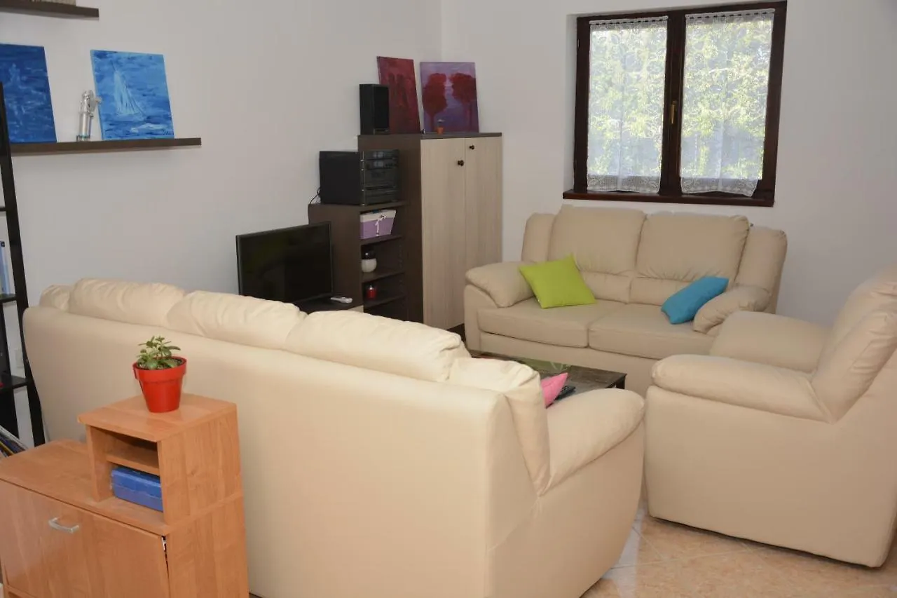 Kuca Za Odmor Sisan Villa 0*,