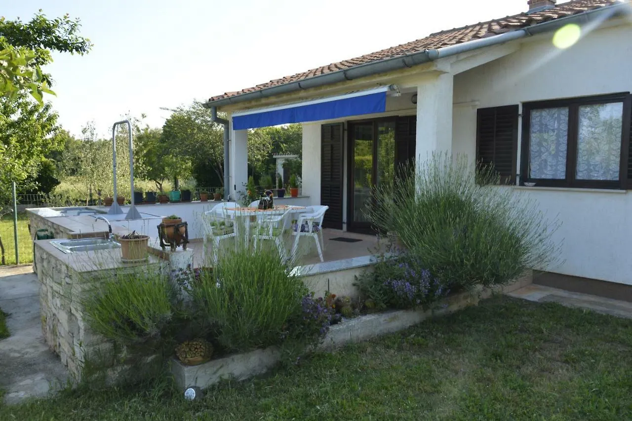 Kuca Za Odmor Sisan Villa