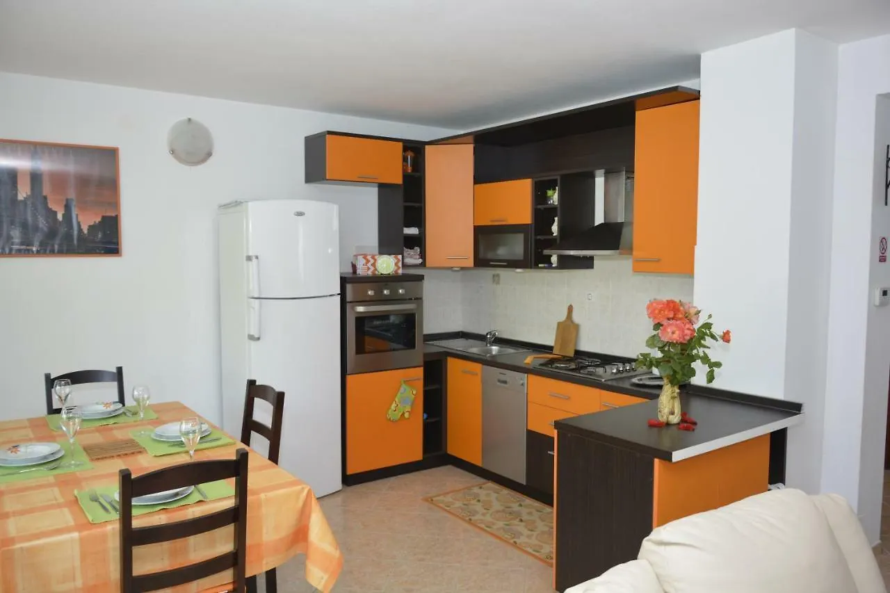 Holiday home Kuca Za Odmor Sisan Villa